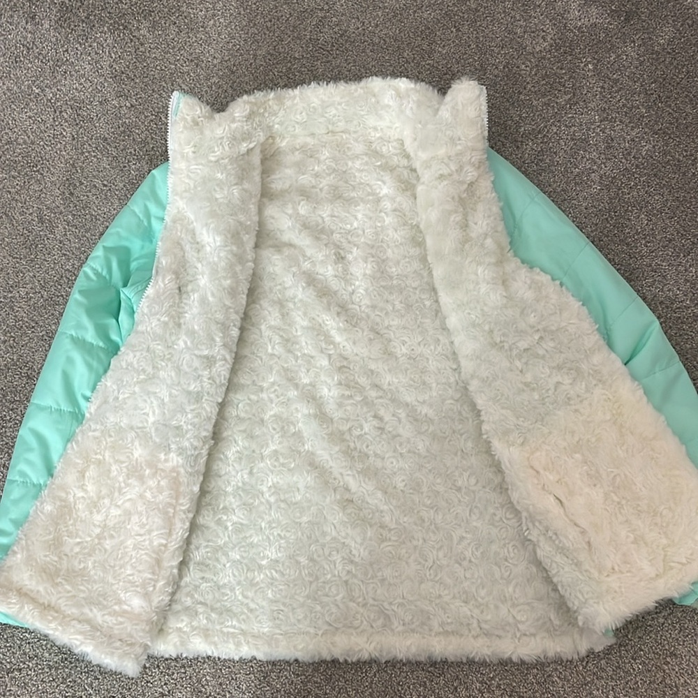 Puffer Jacket - Picture 4 of 5